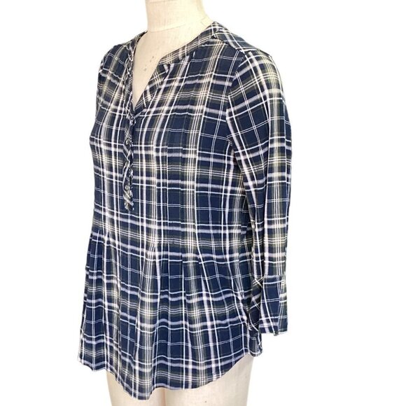 Westport Soft Plaid 3/4 Bell Sleeve Peplum Front V-Neck Button Top Sz PL #18P - Picture 4 of 9